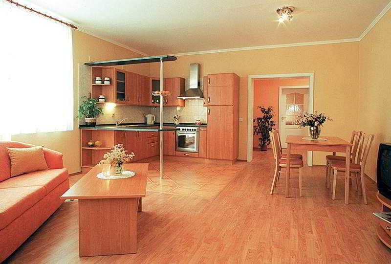 Hotel Derby Karlovy Vary Extérieur photo