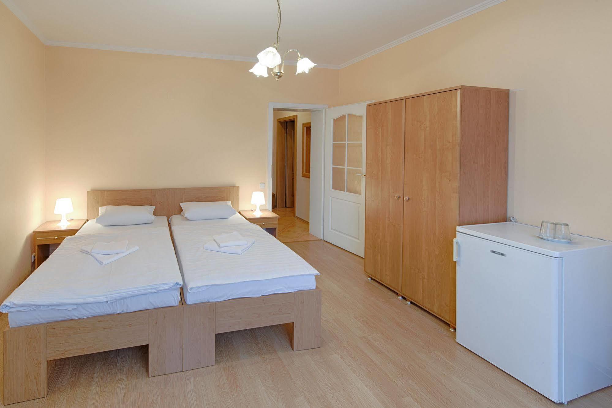 Hotel Derby Karlovy Vary Extérieur photo