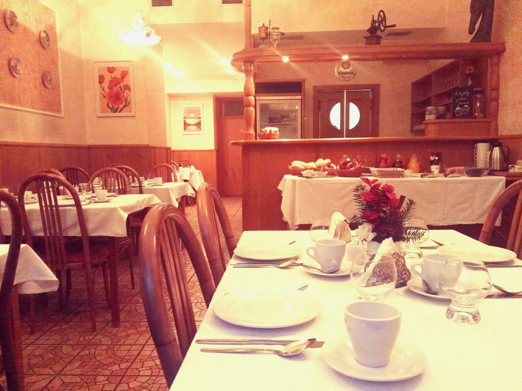 Hotel Derby Karlovy Vary Extérieur photo